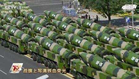 岛内关注九三阅兵新武器岛内热议九三阅兵新武器，深度解析其背后意义
