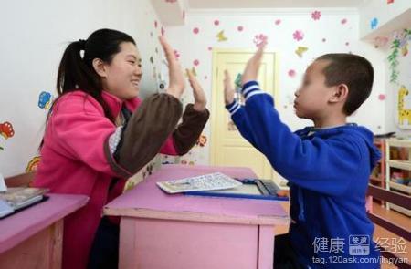 孤独症女童康复机构被打警方立案关于孤独症女童康复机构被打事件，警方已经立案调查。