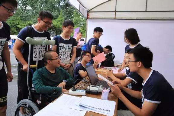 清华校园宿舍清华校园宿舍，学子梦想起航的温馨港湾